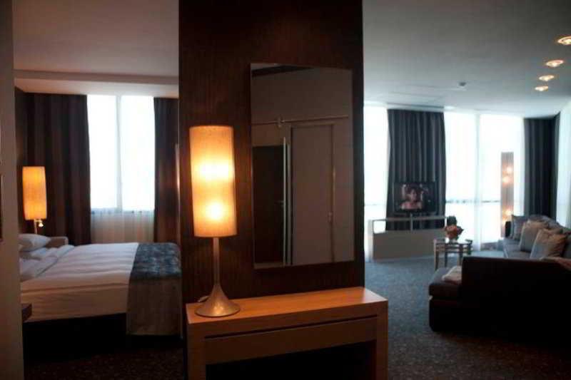 Chirag Plaza Hotel Baku Eksteriør billede